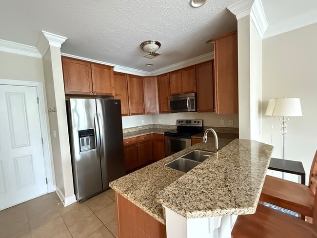 Building Photo - Charming 2 beds 2 baths in Columbus!
