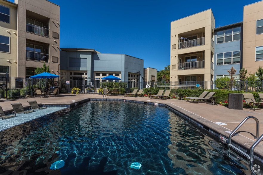 Primary Photo - Andante Apartments