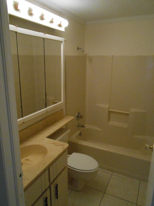 Building Photo - 5369 Treetops Dr