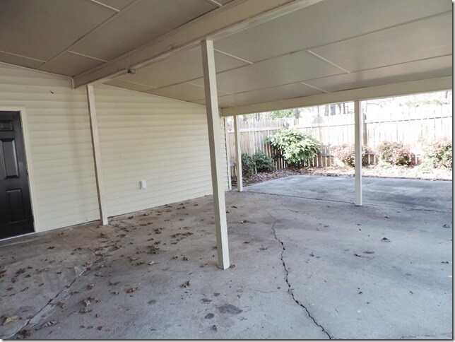 Building Photo - 1300 Dogwood Ln NW