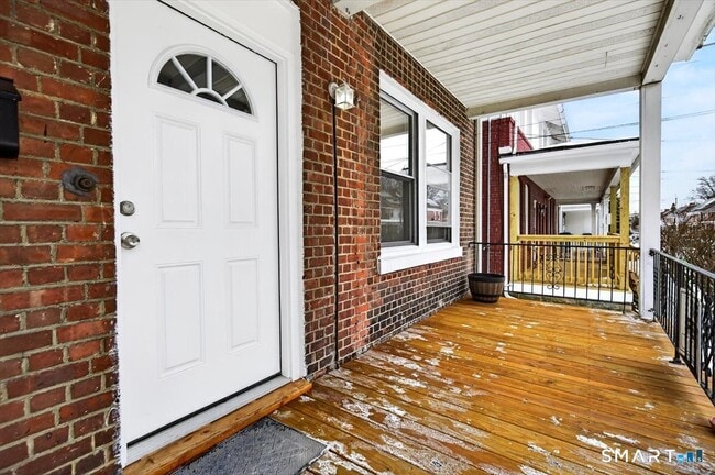 Building Photo - 408 East Ave