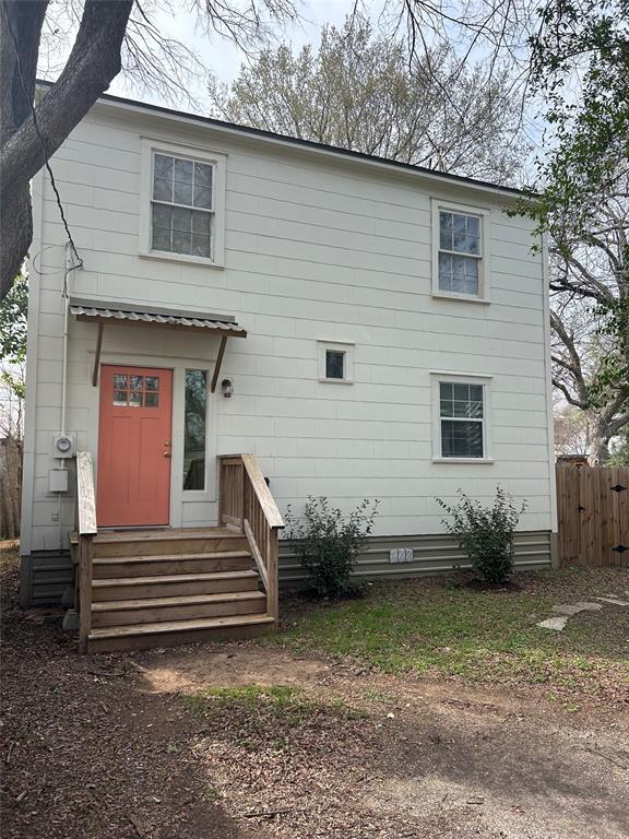 Building Photo - 1604 Water St