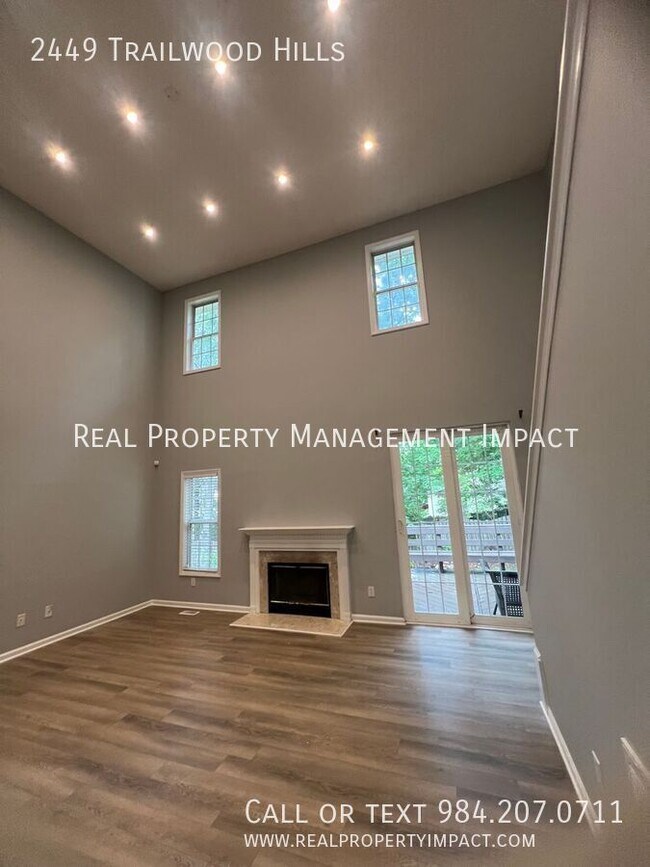 Building Photo - 2449 Trailwood Hills Dr