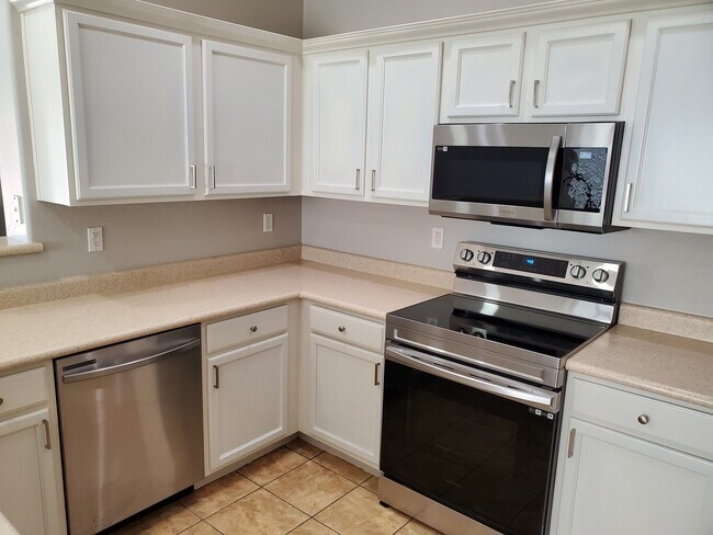 Building Photo - 17294 W Maui Ln