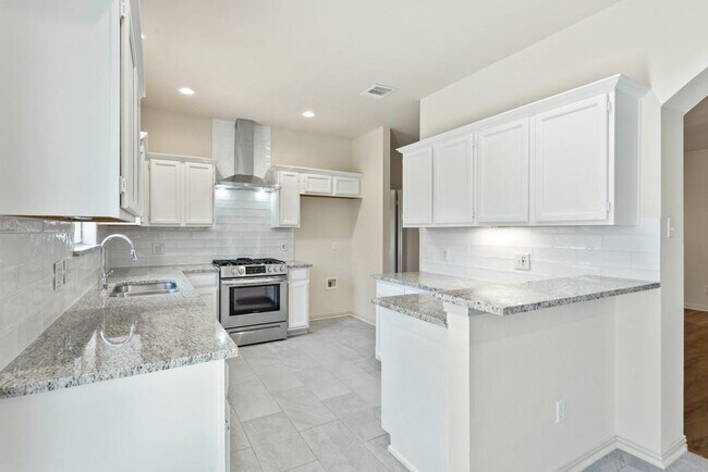 Building Photo - 1517 Thibodeaux Dr