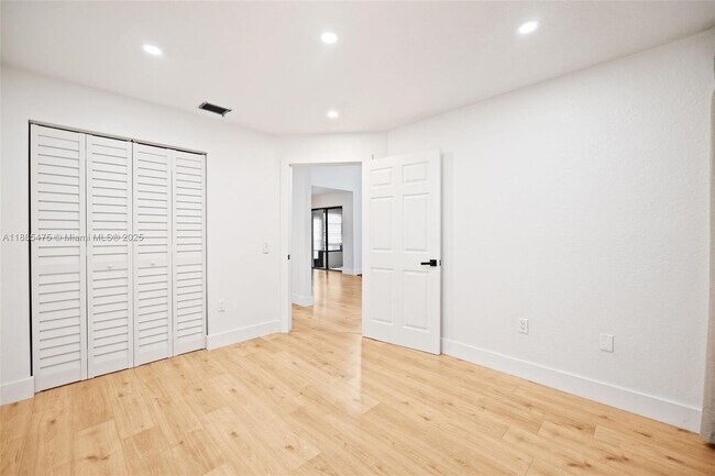 Building Photo - 6633 NW 179th Terrace