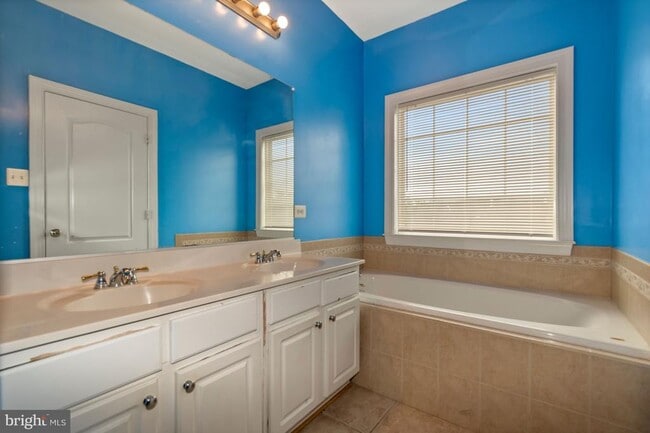 Building Photo - 3311 Castle Ridge Cir