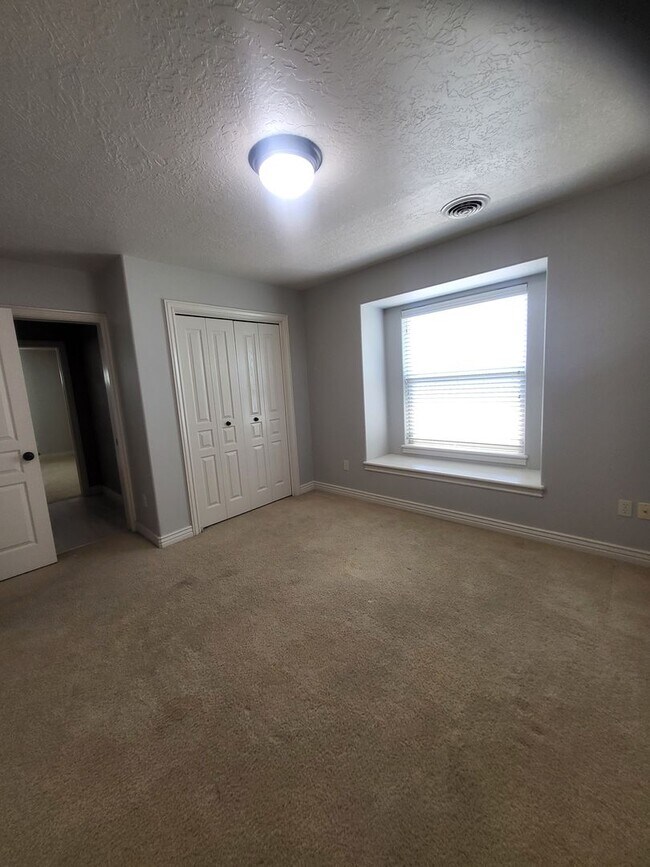 Building Photo - Beautiful Meridian Home