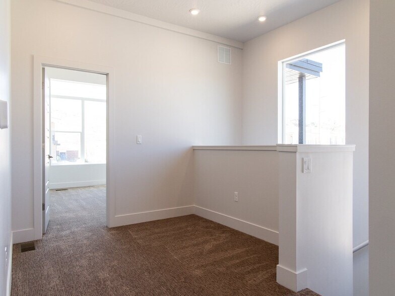 Hallway and Alcove - The Ash Apartments & Townhomes
