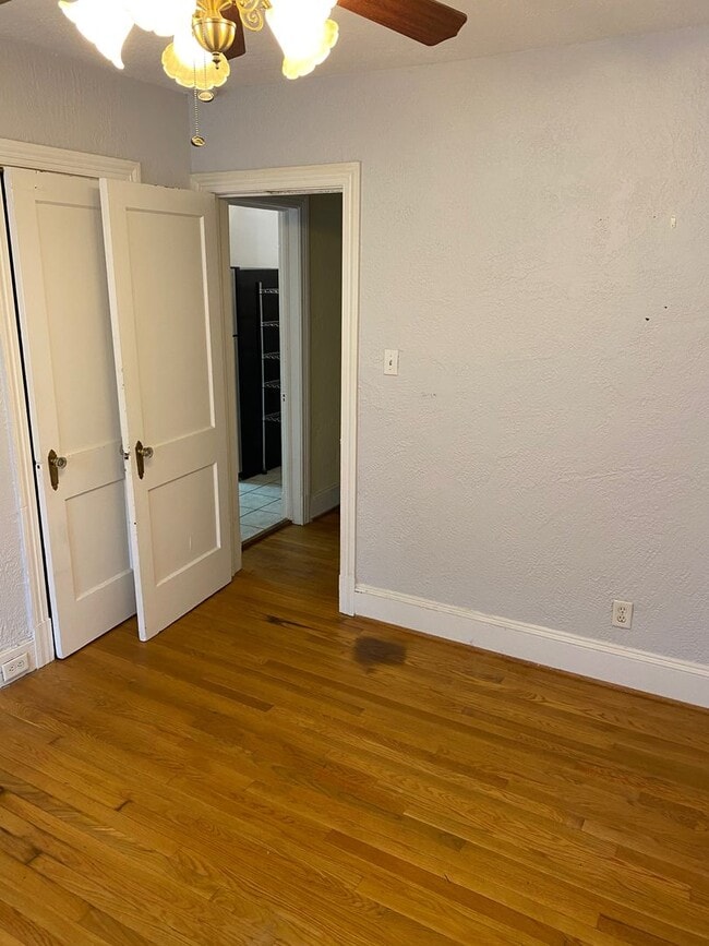 Building Photo - 208 N Nansemond St