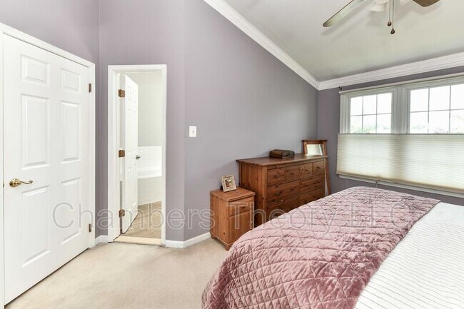 Building Photo - 21820 Leatherleaf Ct