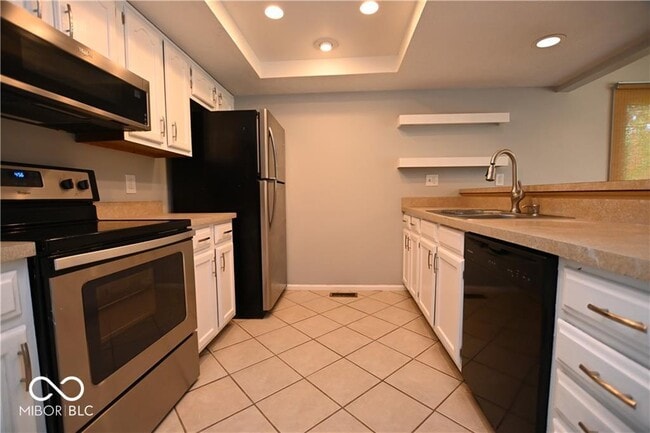 Building Photo - 6536 Apollo Way