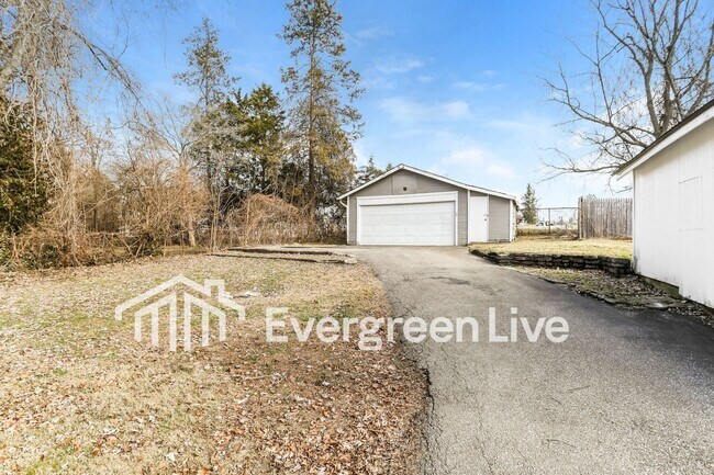 Building Photo - 4524 Whetsel Ave