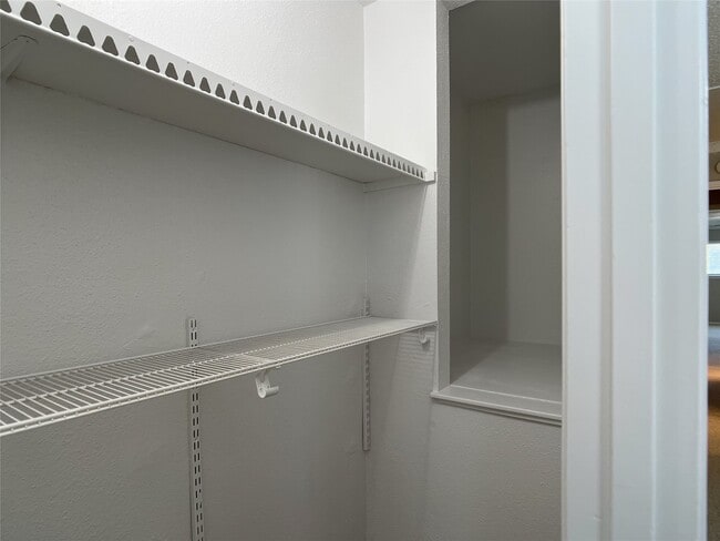 Building Photo - 3737 Wakeforest St