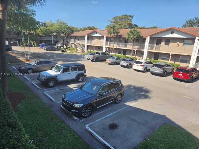 Building Photo - 8750 Royal Palm Blvd