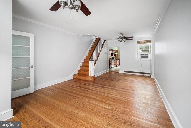 Building Photo - 623 Gerritt St