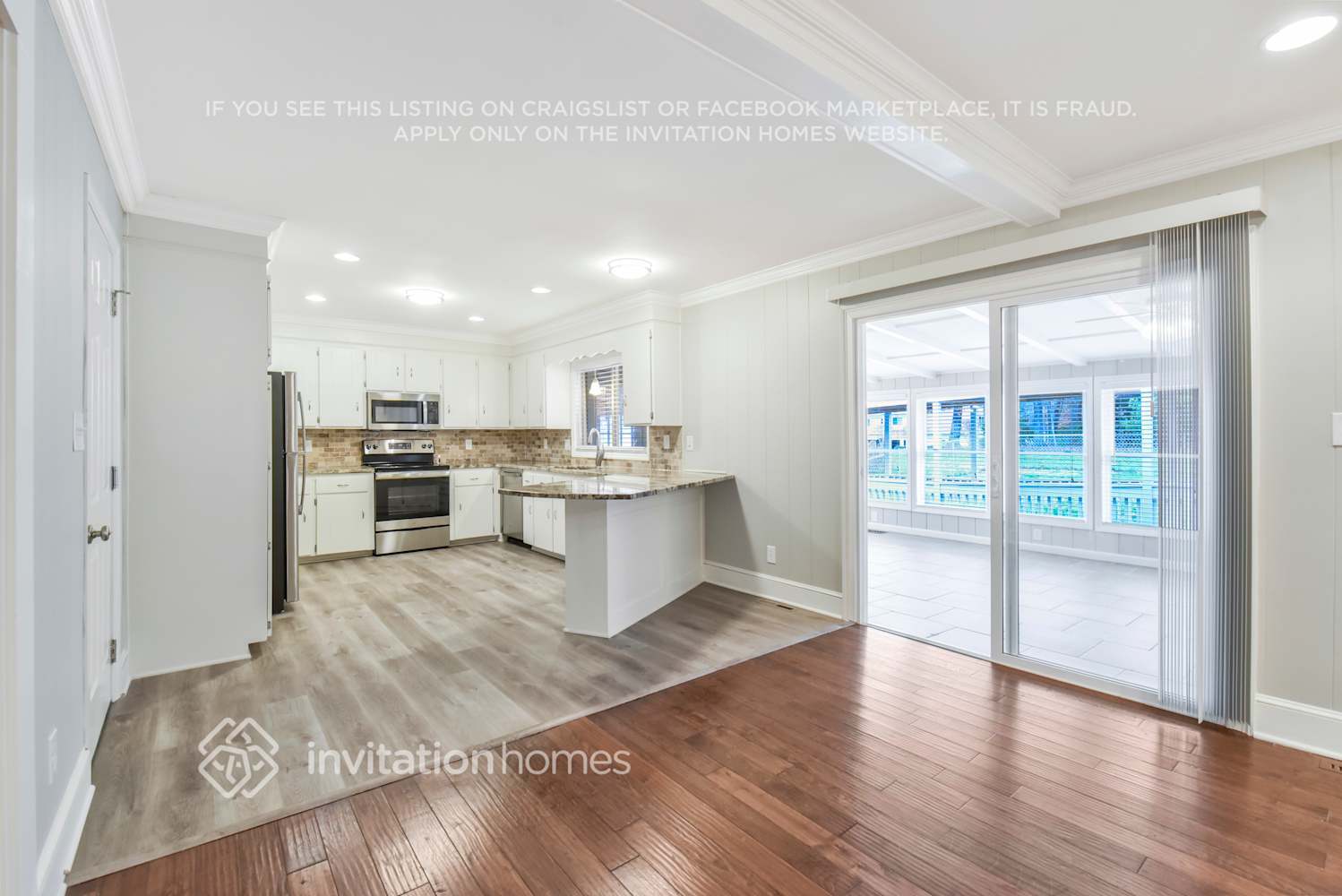 Building Photo - 9340 Pinenoll Ln
