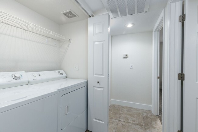 Building Photo - Upper Level 2 bedroom, 2 bathroom with great views at The Falls