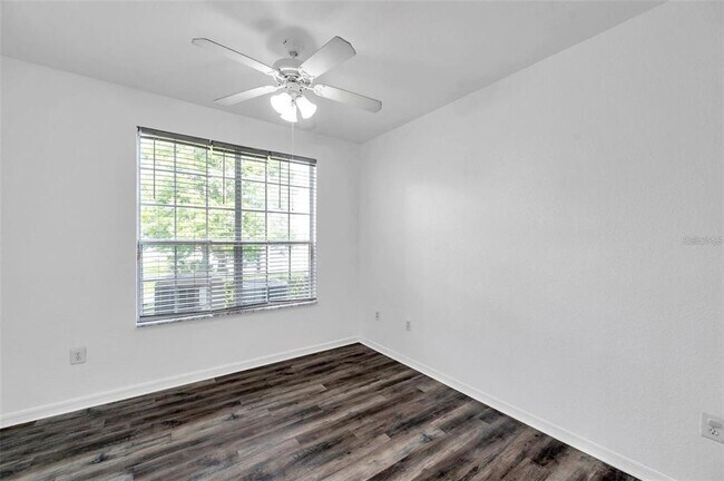 Building Photo - 9602 Lake Chase Island Way