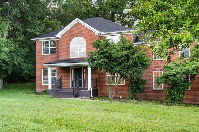 Building Photo - 1004 Austin Ct
