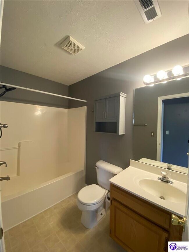 Building Photo - 21 Pintail Ct