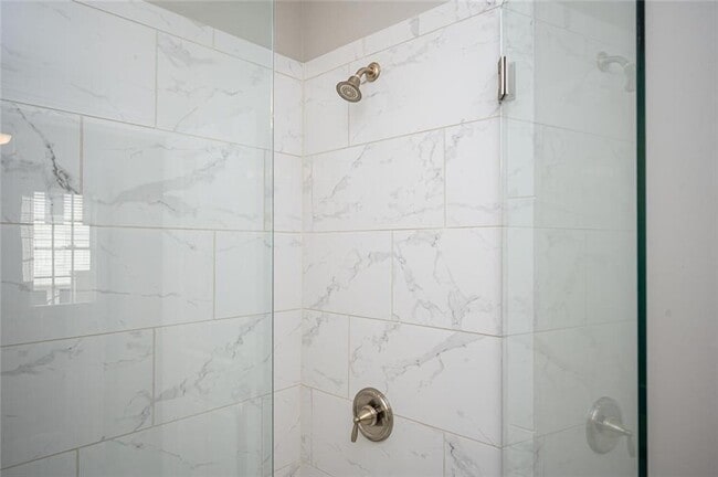 Building Photo - 6655 Sterling Dr