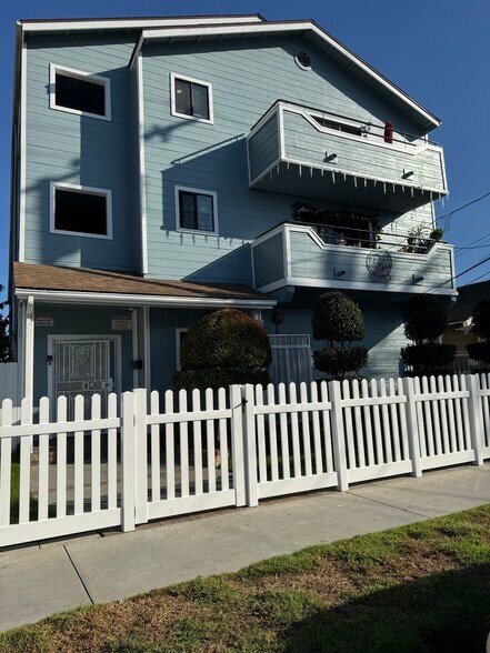 Building Photo - 580 Nebraska Ave