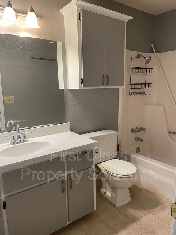 Building Photo - 4209 Willowisp Dr
