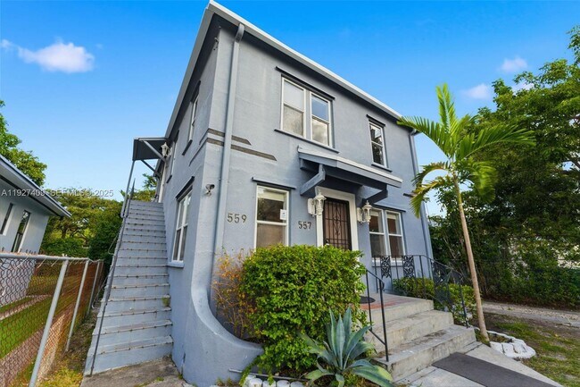 Building Photo - 559 NE 68th St