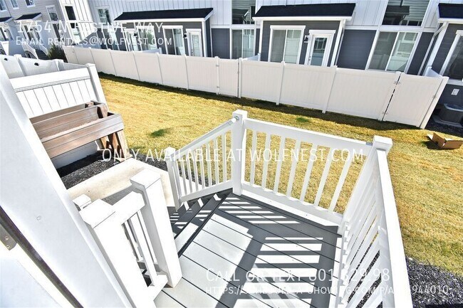 Building Photo - 1754 N Festive Wy