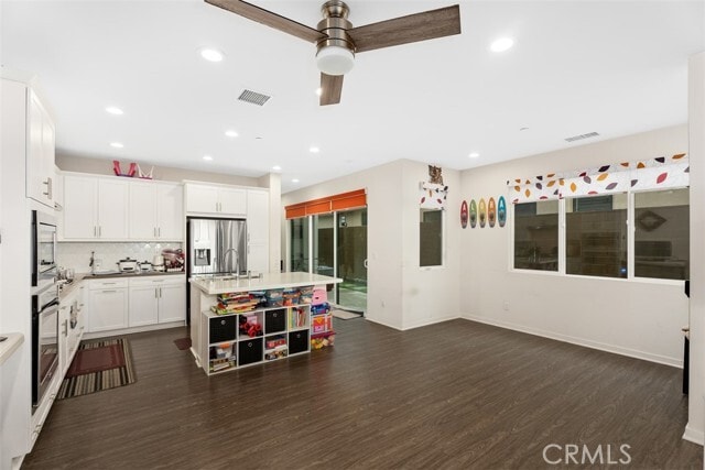 Building Photo - 153 Carmine