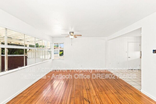 Building Photo - 2809 Bonita Ave