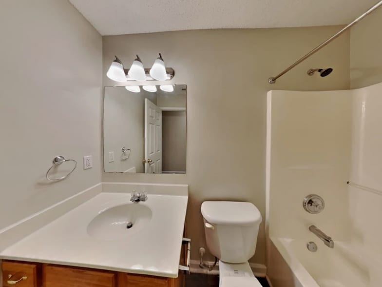 Building Photo - 105 Bosburg Dr