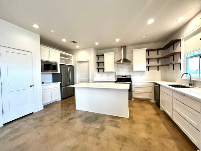 Building Photo - 3/2 For Lease in The Summit.