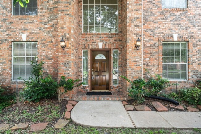 Building Photo - 6026 Briar Hill Ct