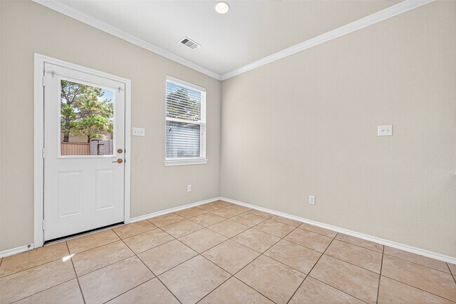 Building Photo - 24670 Folkstone Cir