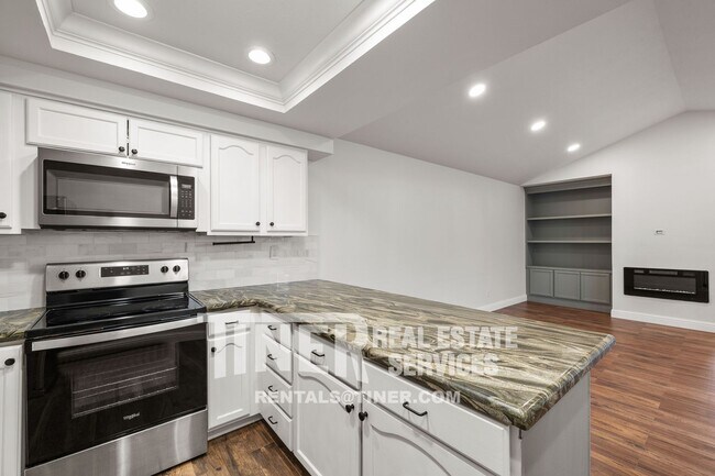 Building Photo - 7586 Waterwillow Dr