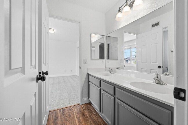 Building Photo - 1638 Miki Way