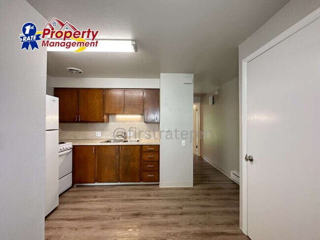 Building Photo - 5140 W Kootenai St