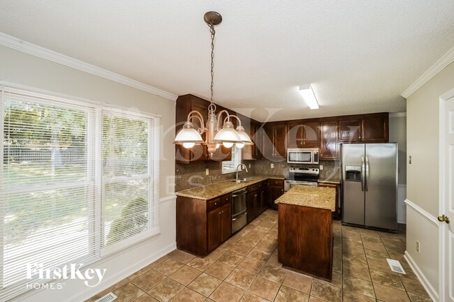 Building Photo - 3125 Glenshire Dr