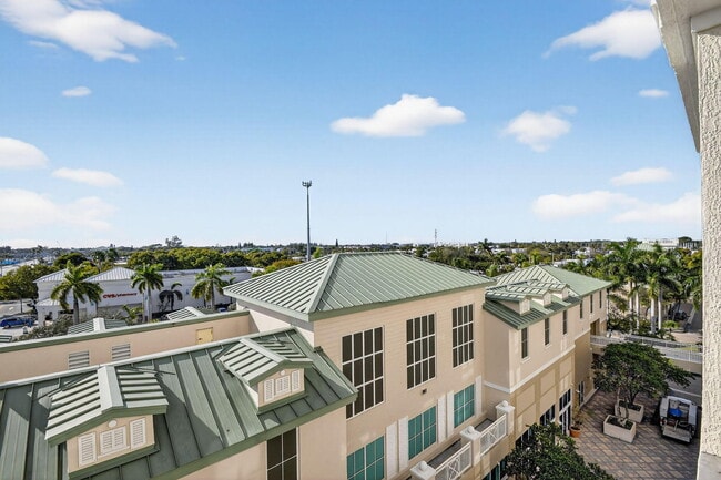 Building Photo - 350 N Federal Hwy