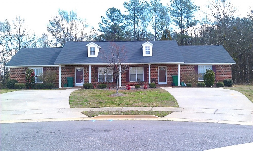 Paige Mill Court Apartments 632 Harkey Rd Sanford NC 27330