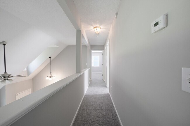 Building Photo - 3378 Chadbury Dr NW