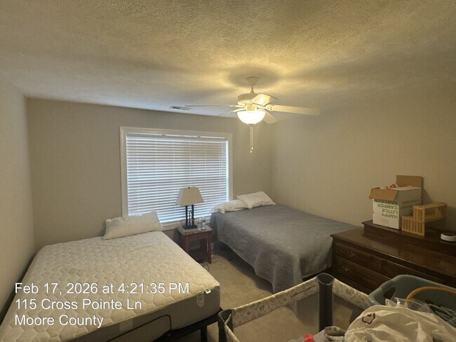 Building Photo - 115 Cross Pointe Ln