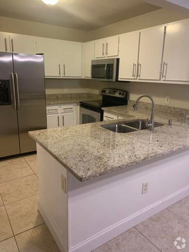 Building Photo - 4212 Palm Bay Cir