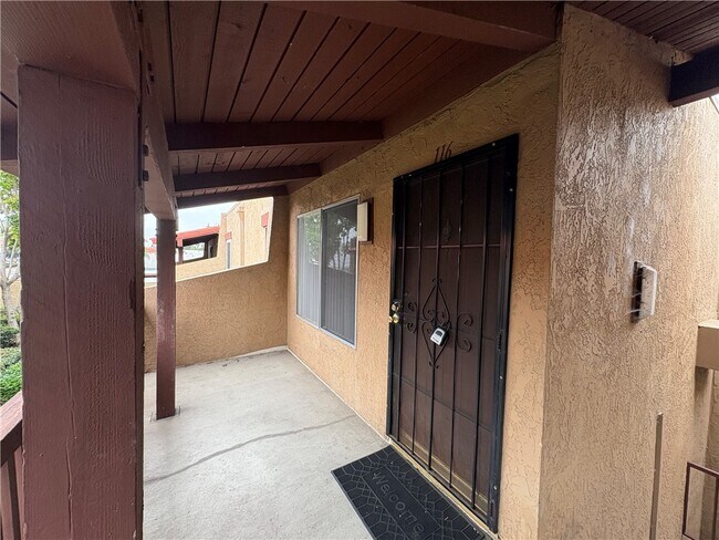 Primary Photo - 1030 W MacArthur Blvd