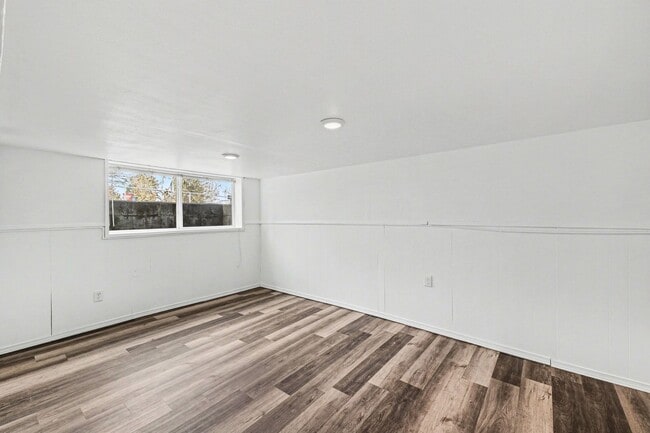 Building Photo - 3bd/1.75ba Seattle Home