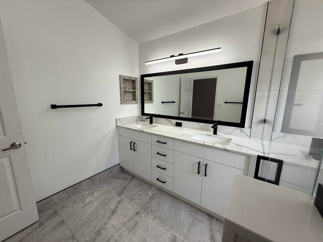 Building Photo - 8150 Mystic Harbor Cir