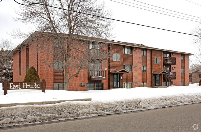 Primary Photo - East Brooke