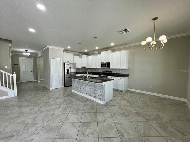 Building Photo - 25149 Lambrusco Loop